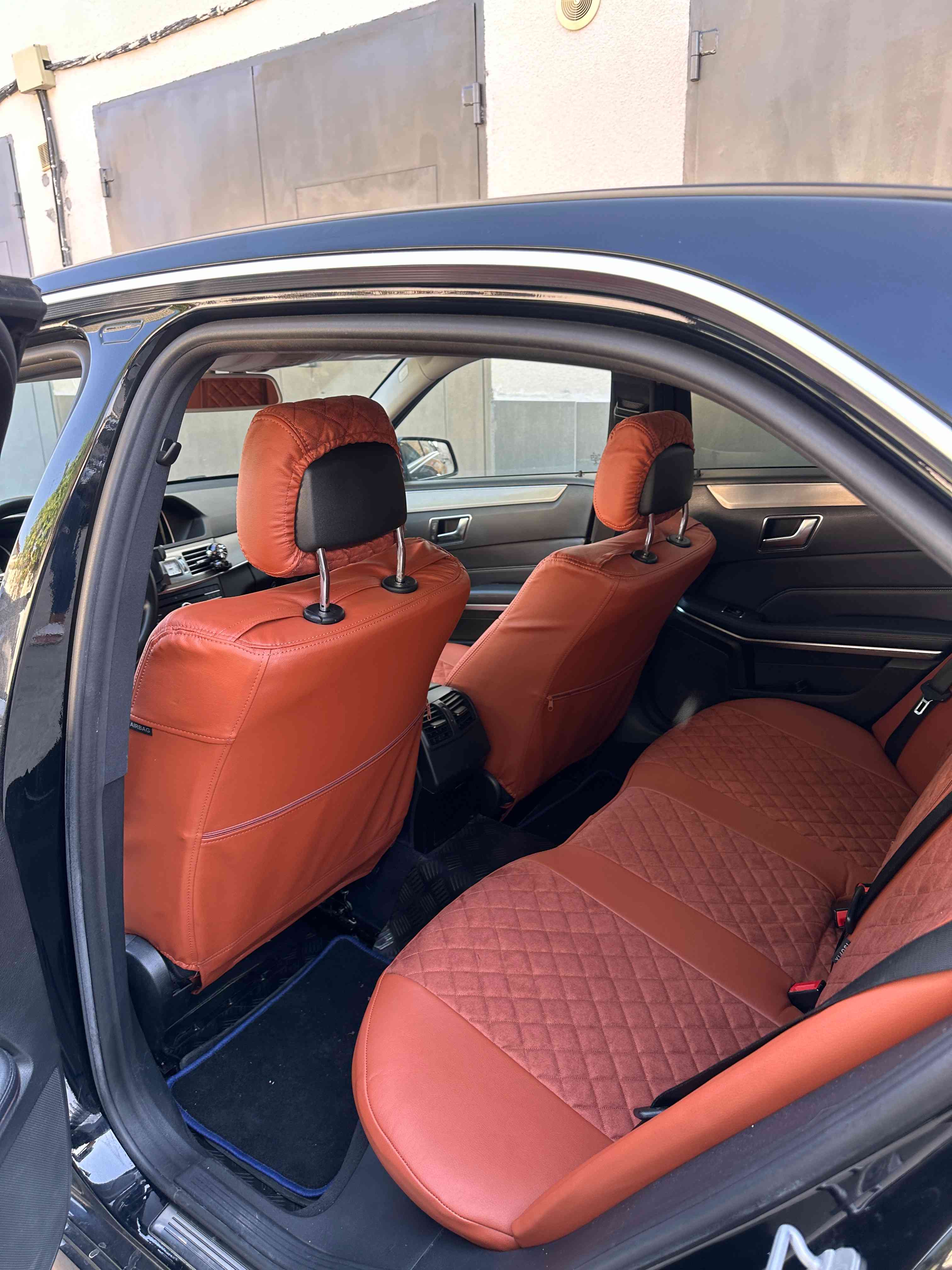 Huse auto Mercedes E Class W212